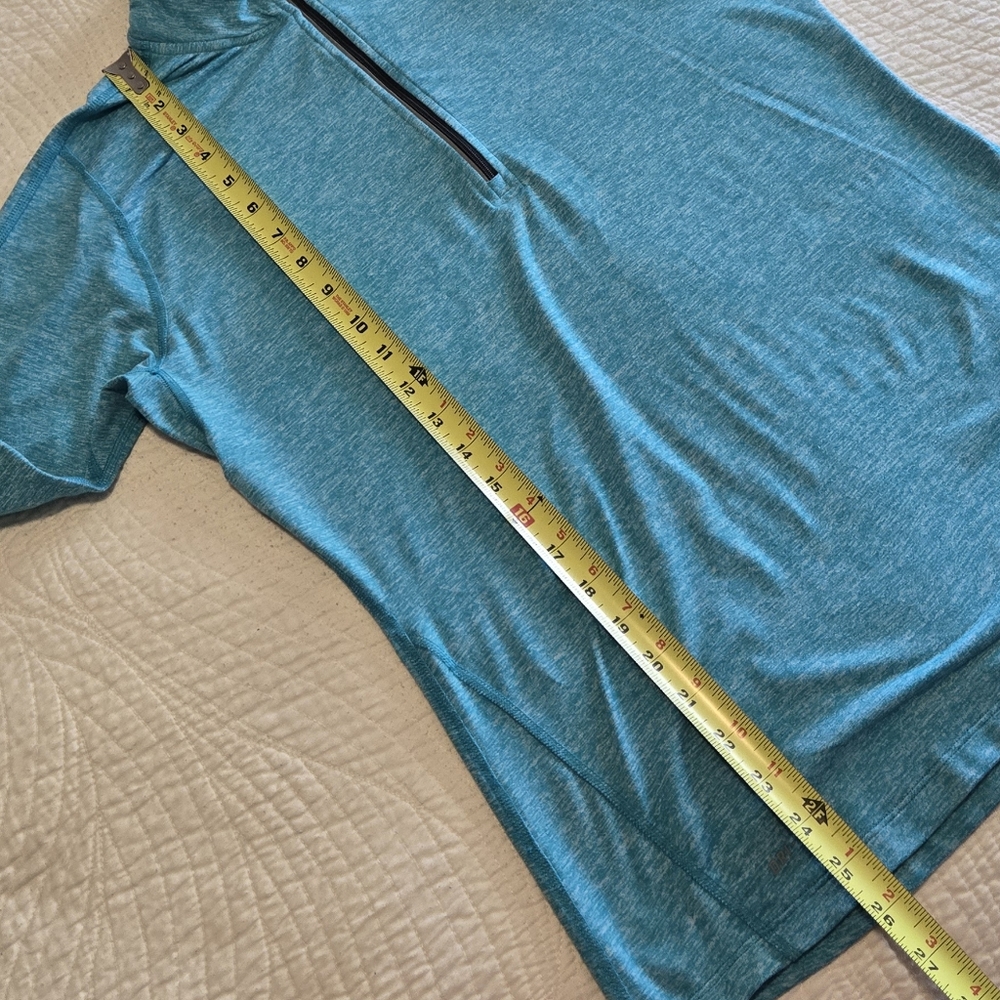 Nike Dri-Fit pullover, size medium - Picture 8 of 8